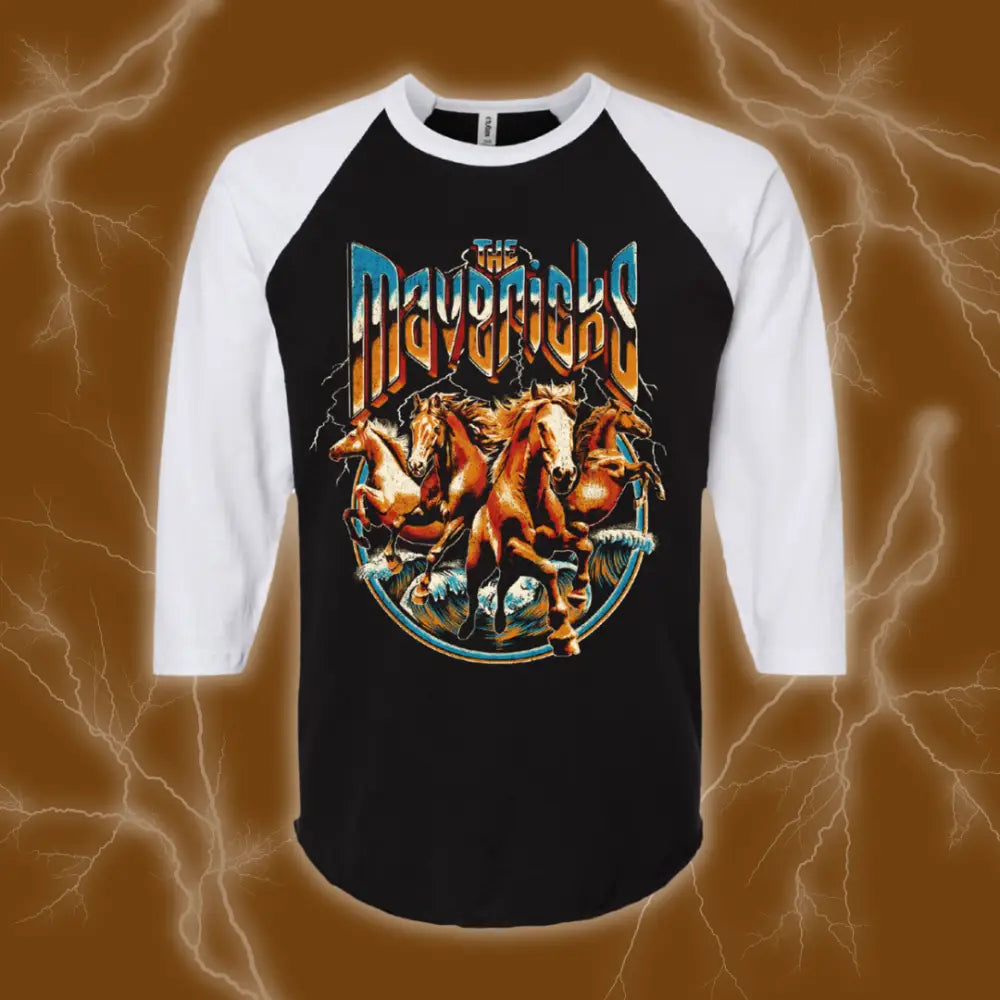 Black and white raglan shirt.